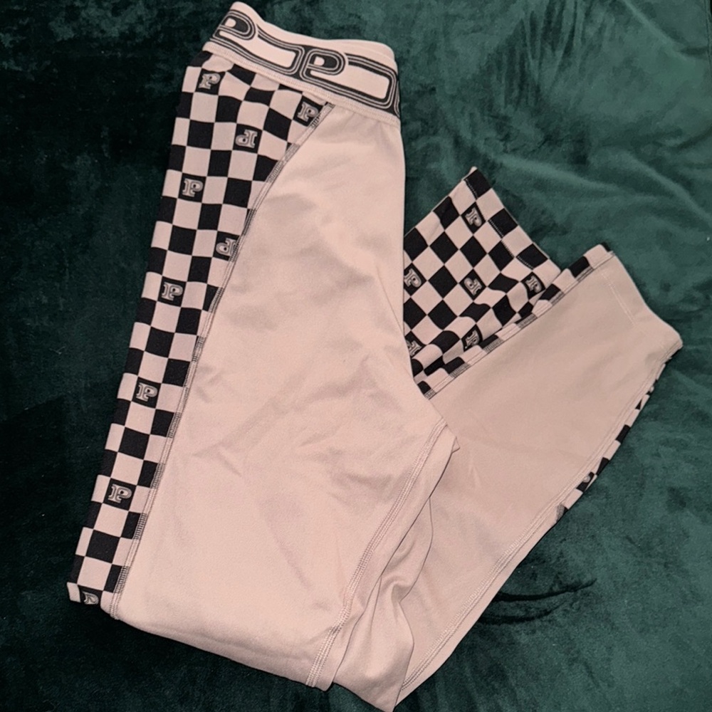 NEW PINK Checkered Black and Tan active leggings